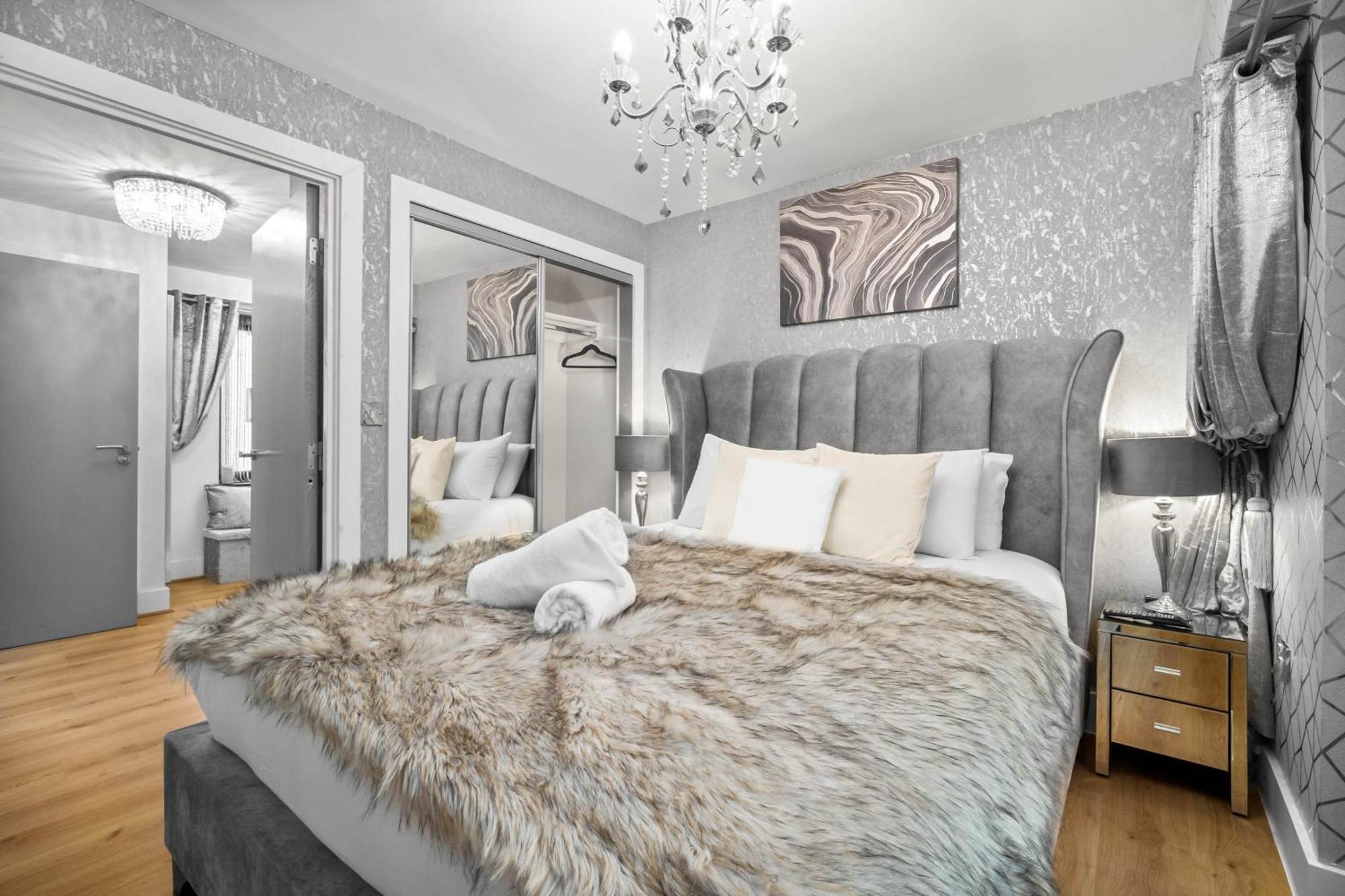 Luxury 1 Bed Flat With Parking 11K - Top Rated - Netflix - Wifi - 70 Inch Smart Tv - Birmingham City Centre - Tv In Bedroom - Top Rated Exteriér fotografie